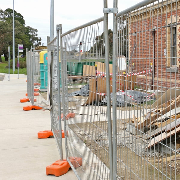 what's the procedure for scheduling the pickup of the temporary fence once my job or even is finished